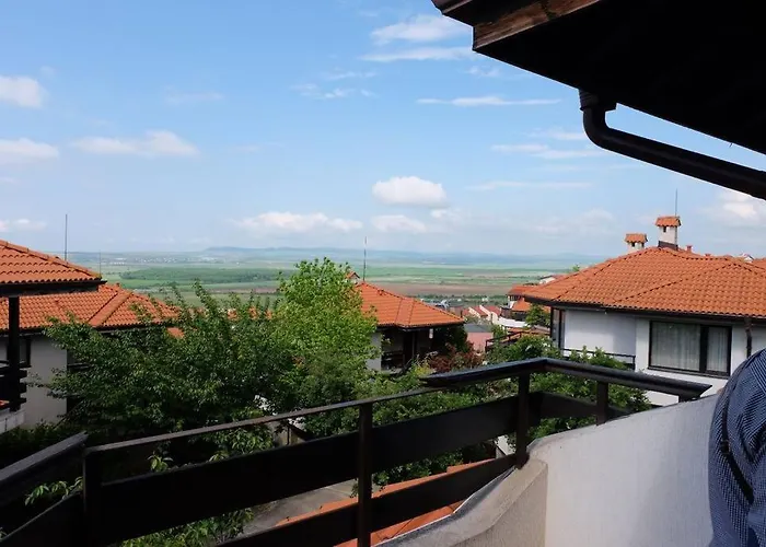 Bay View Nona 1c - Kosharitsa