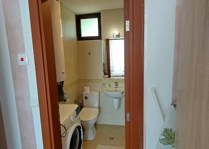 Bay View Nona 1c - Kosharitsa